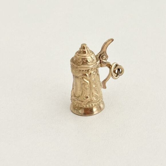 Vintage 9K Yellow Gold Movable Mechanical Beer Stein Cup 3D Charm Pendant - Picture 3 of 12